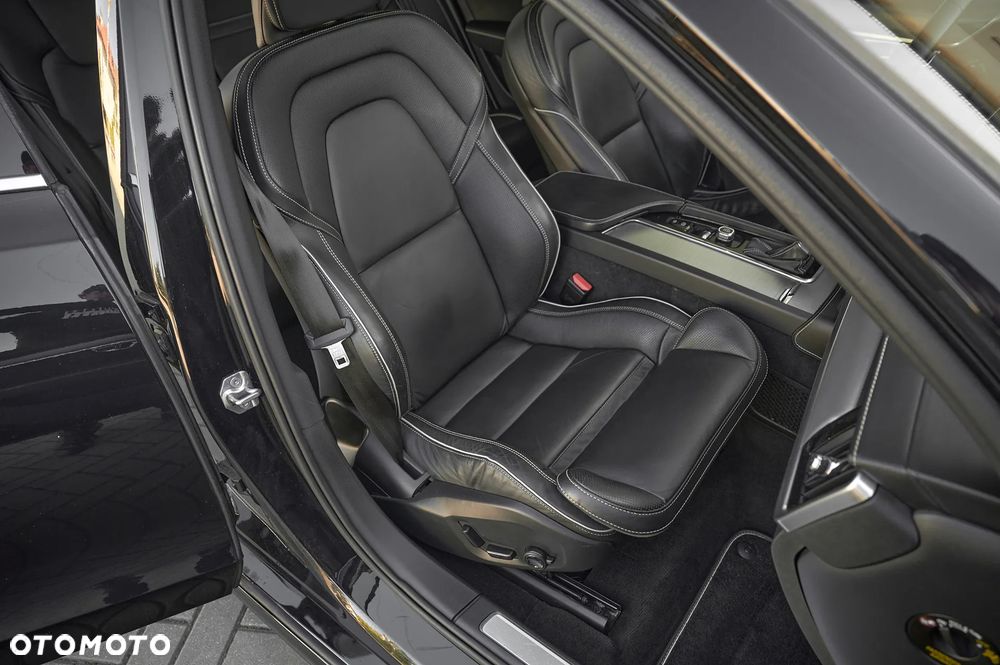 Volvo V90 T4 R-Design - 25
