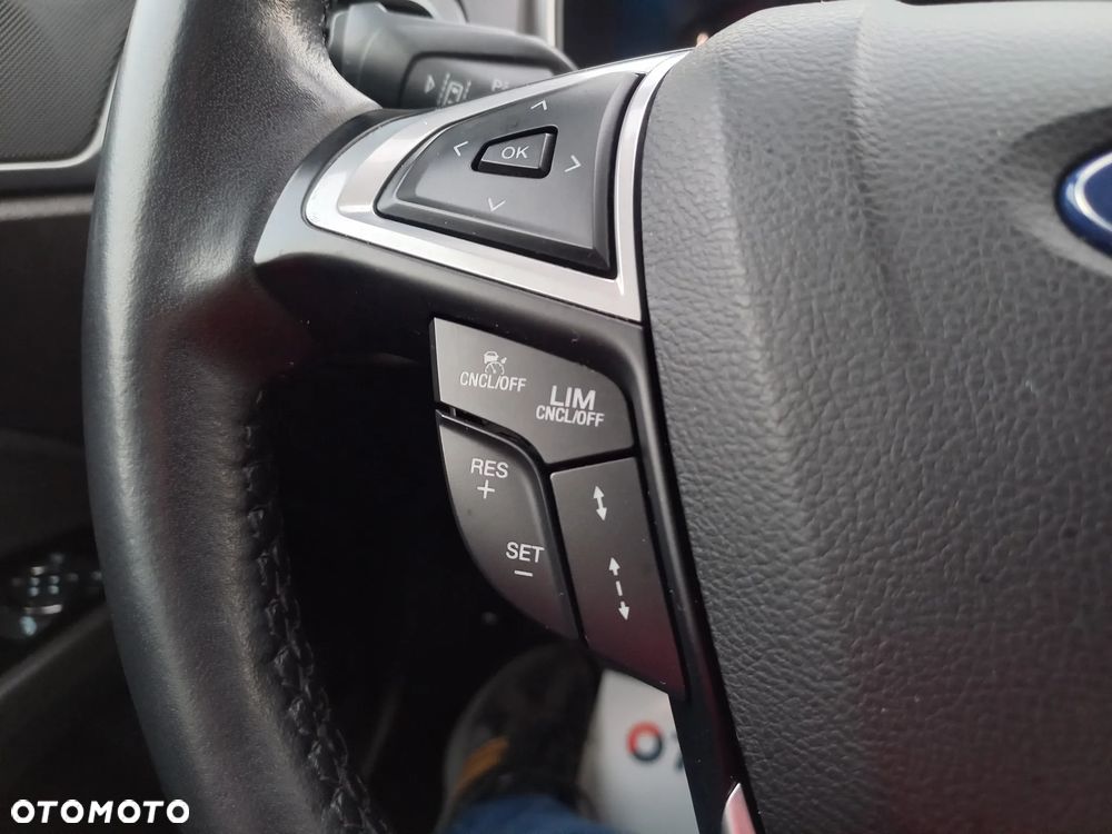 Ford Mondeo 2.0 TDCi Titanium PowerShift - 24