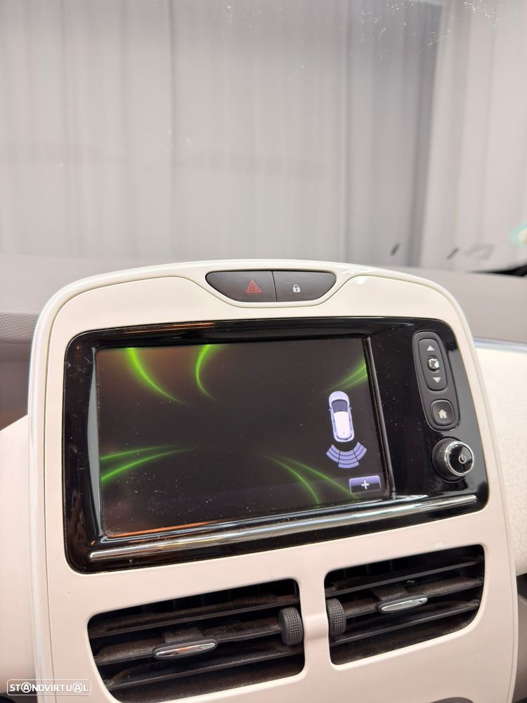 Renault Zoe (c/ Bateria) 41 kwh Life - 19
