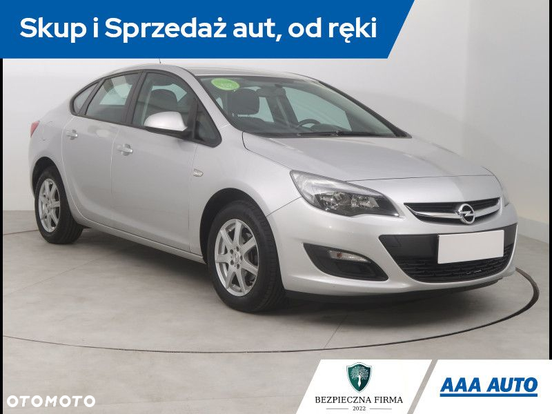 Opel Astra - 2