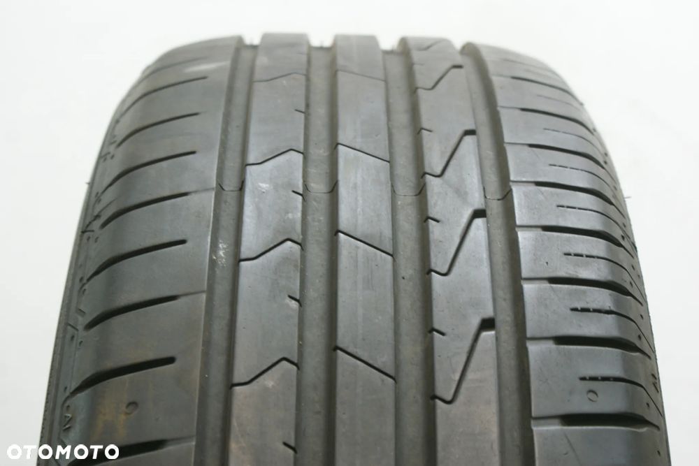 225/60R17 HANKOOK VENTUS PRIME 4 , 6,7mm 2023r R3688 - 1