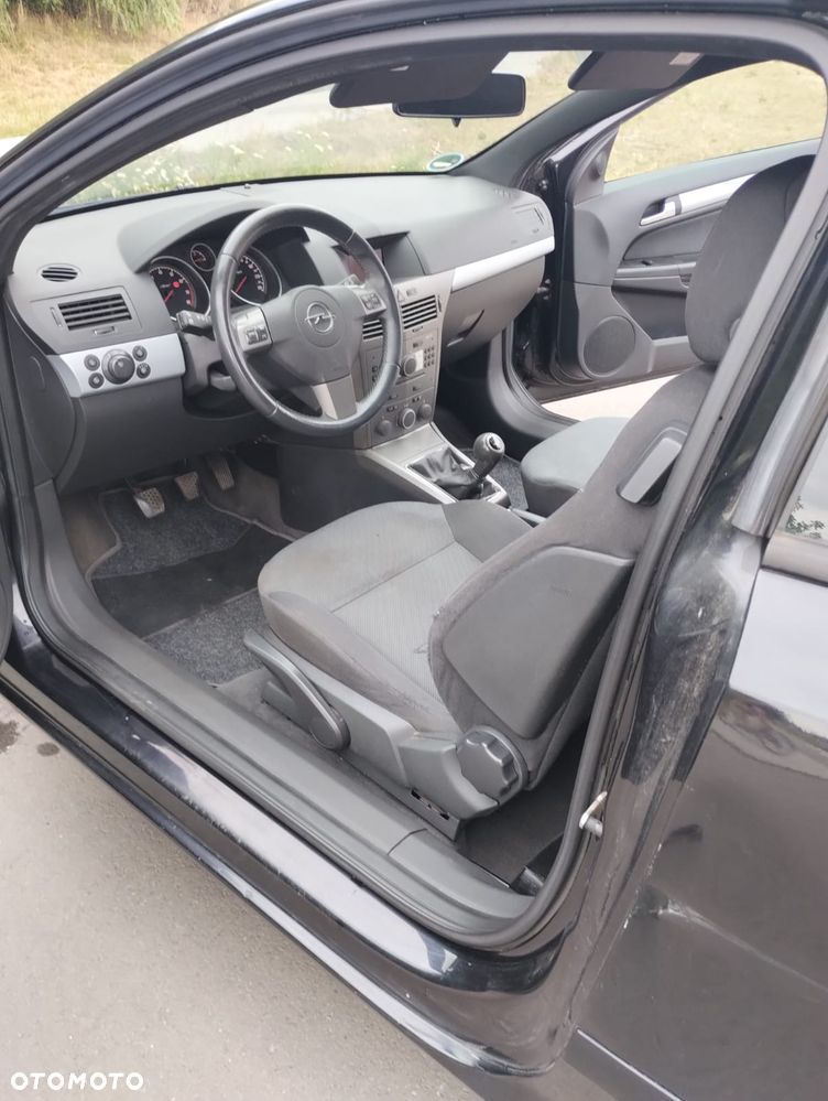 Opel Astra 1.6 - 15