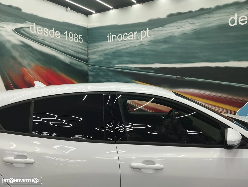 Ford Focus 1.0 EcoBoost MHEV ST-Line - 11