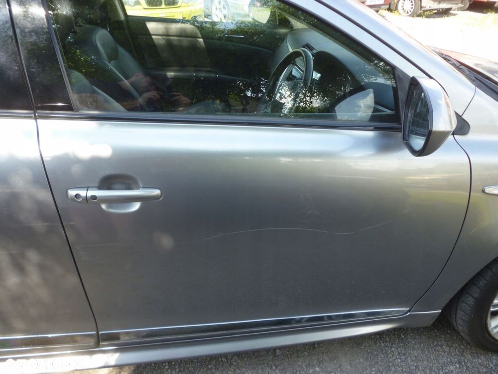 DRZWI PRAWE PRZEDNIE KOMPLETNE SUZUKI KIZASHI 2014 ROK 2.4B 4WD ZNC C09 - 1