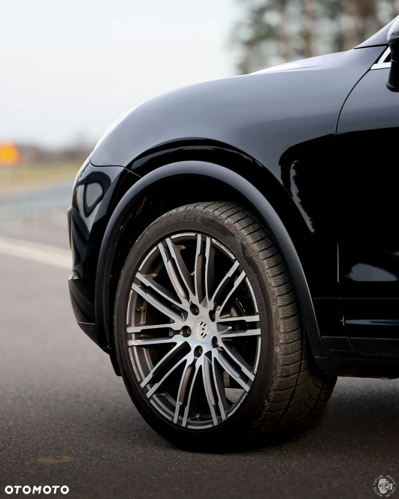 Porsche Cayenne - 18