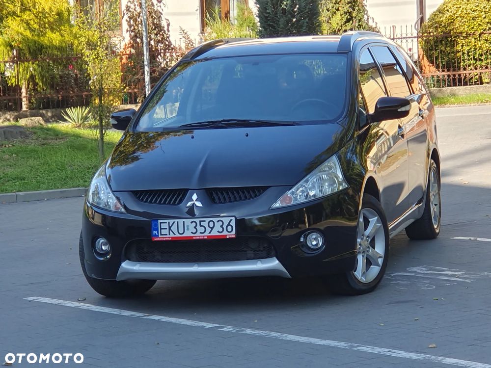 Mitsubishi Grandis - 1