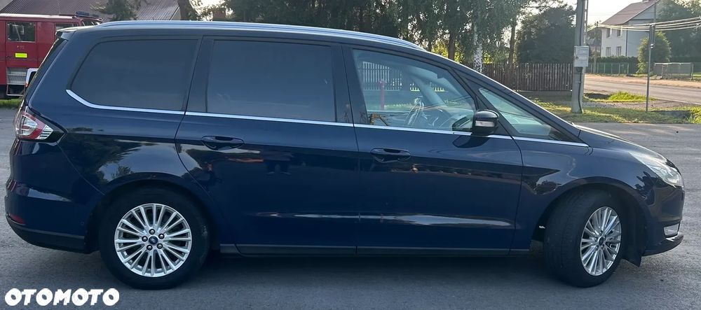 Ford Galaxy - 8