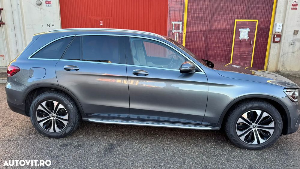 Mercedes-Benz GLC 220 d 4MATIC 9G-TRONIC AMG Line - 4