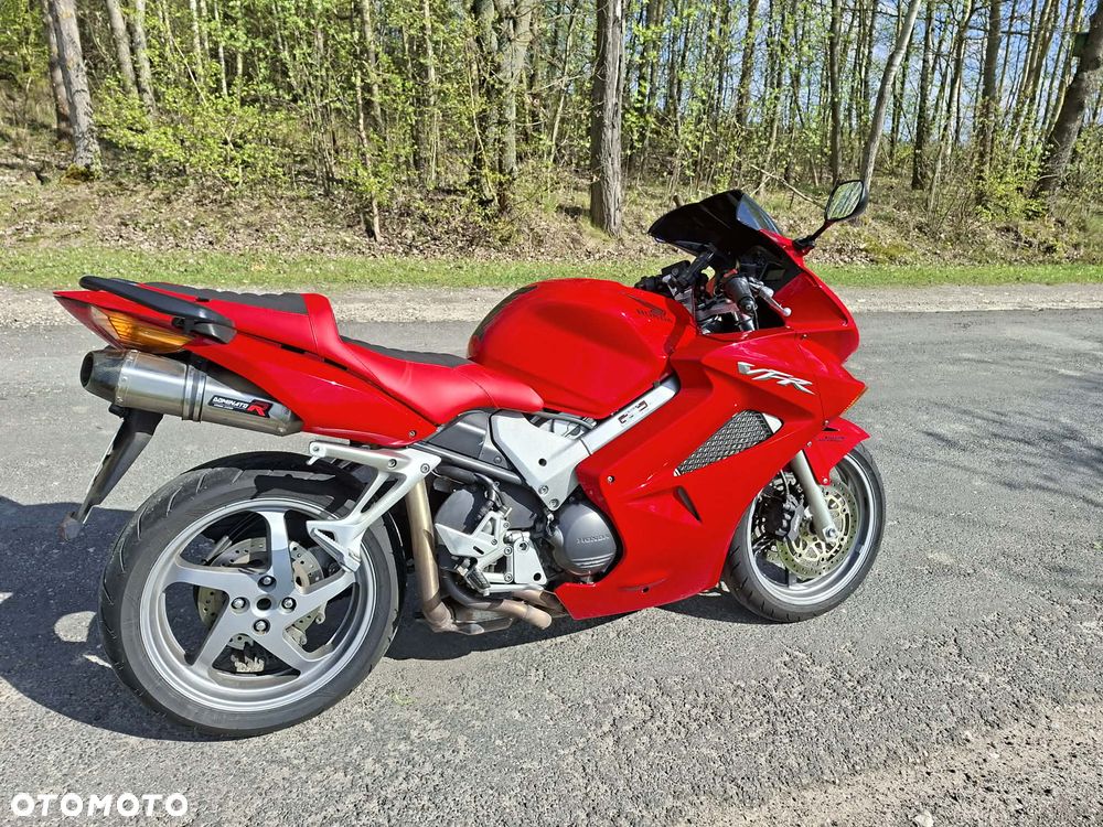 Honda VFR - 6