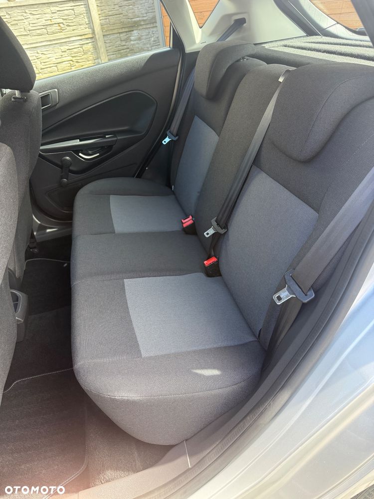 Ford Fiesta - 14