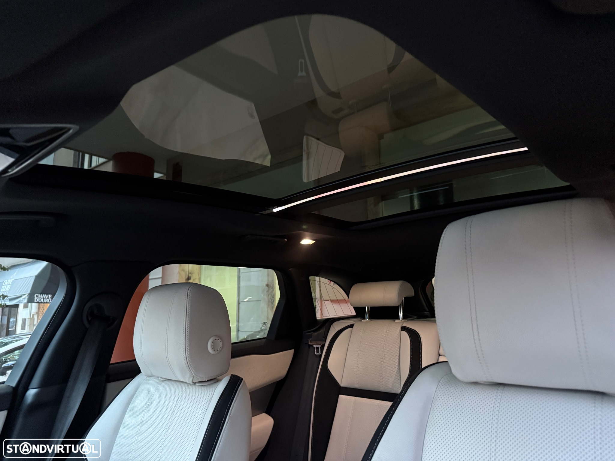 Land Rover Range Rover Velar 2.0 D R-Dynamic HSE - 52