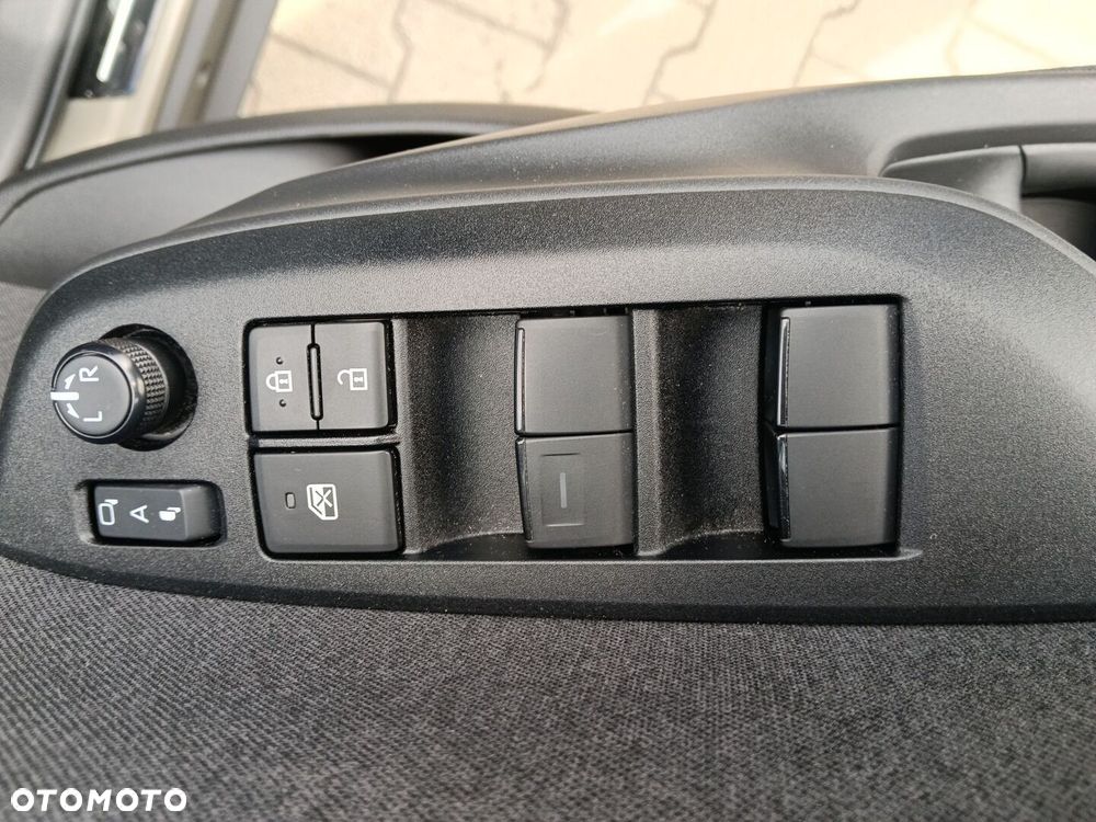 Toyota Yaris Cross Hybrid 1.5 Executive AWD - 17