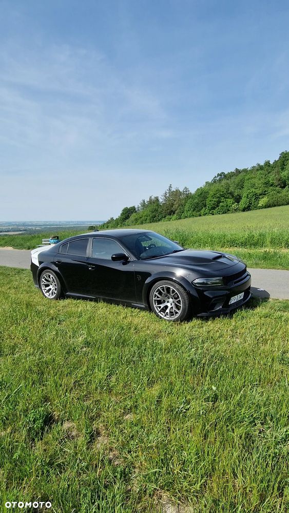 Dodge Charger - 4