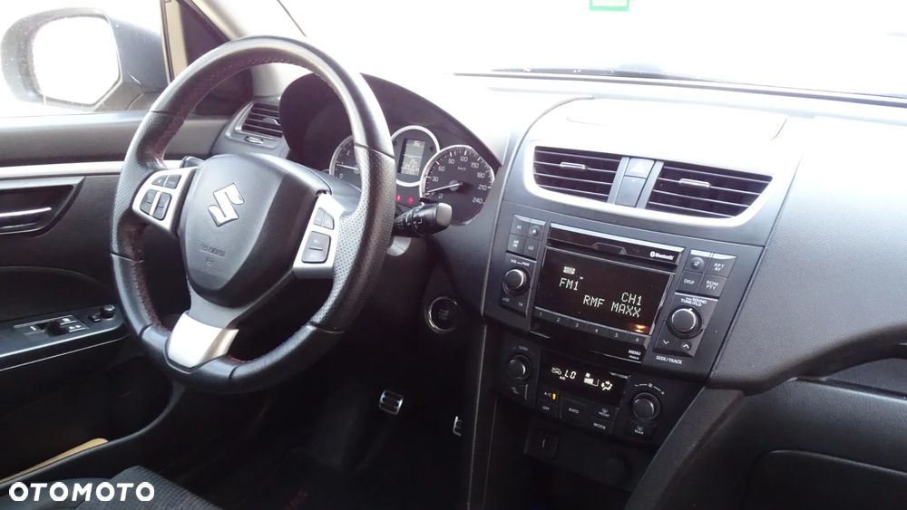 Suzuki Swift 1.6 Sport - 11