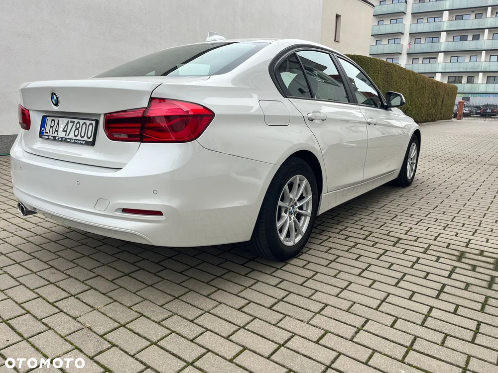 BMW Seria 3 320d - 8