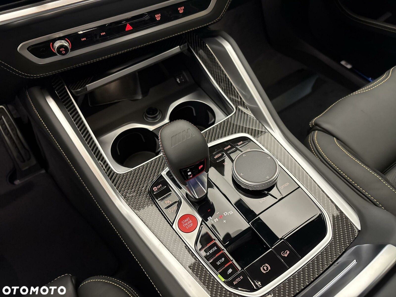 BMW X6M - 16