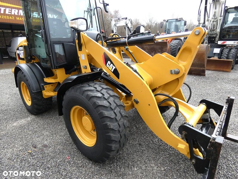 Caterpillar CAT 908M z Niemiec / KLIMA / 2998mtg / - 24