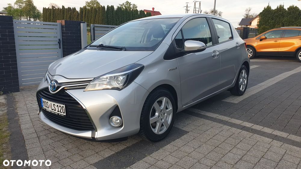 Toyota Yaris - 1