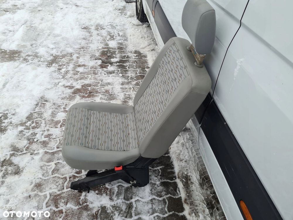 VW T5 LIFT fotel koziołek składany PALACE - 7