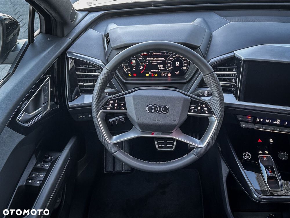 Audi Q4 e-tron - 24