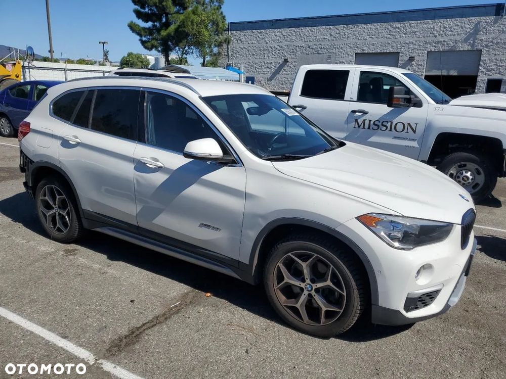 BMW X1 - 5