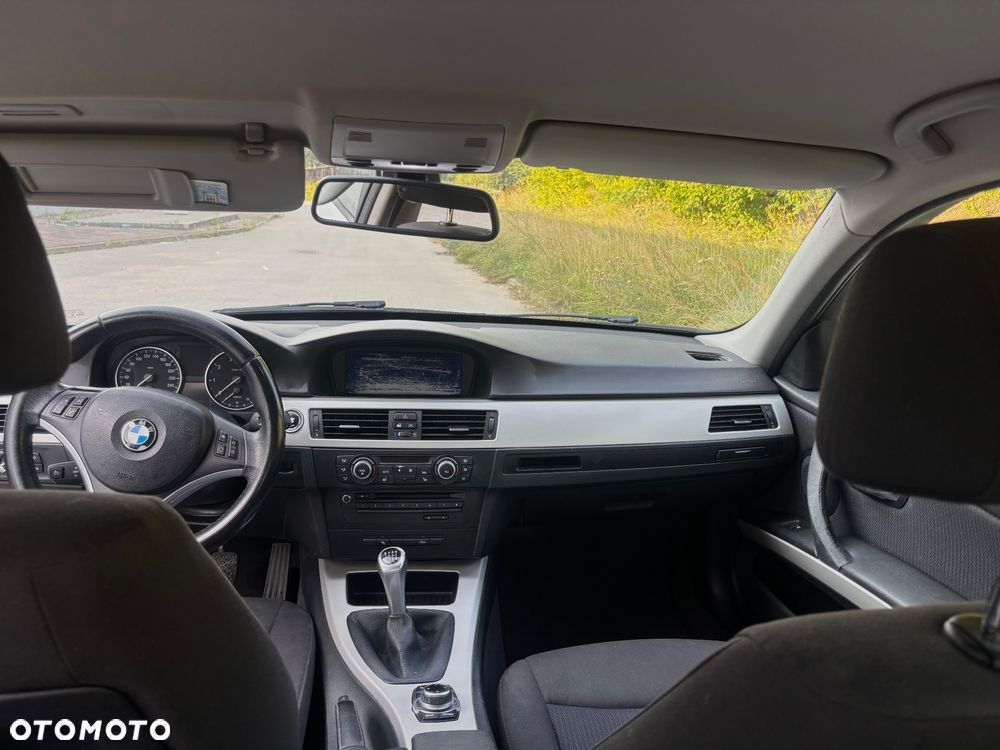 BMW Seria 3 - 13