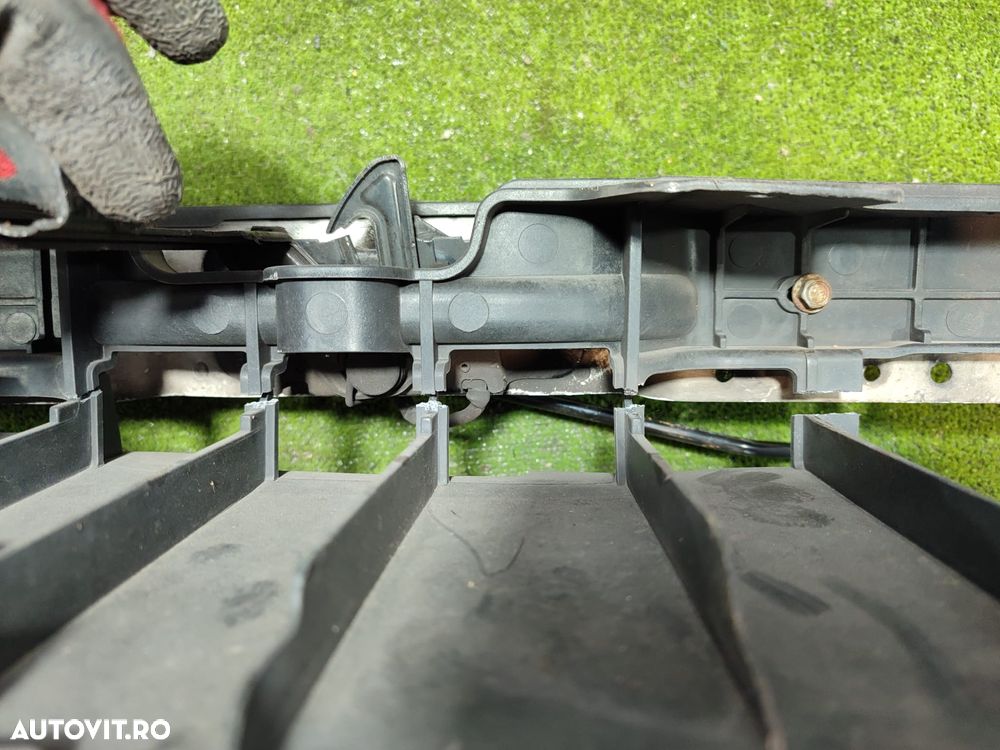 ORNAMENT SUPERIOR TRAGER CHEVROLET CRUZE 1.6 BENZINA COD OEM 96981695 / 96981604 / 2008-2014 - 5