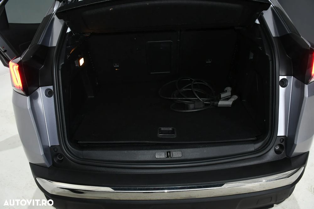 Peugeot 3008 225 e-EAT8 Allure - 40