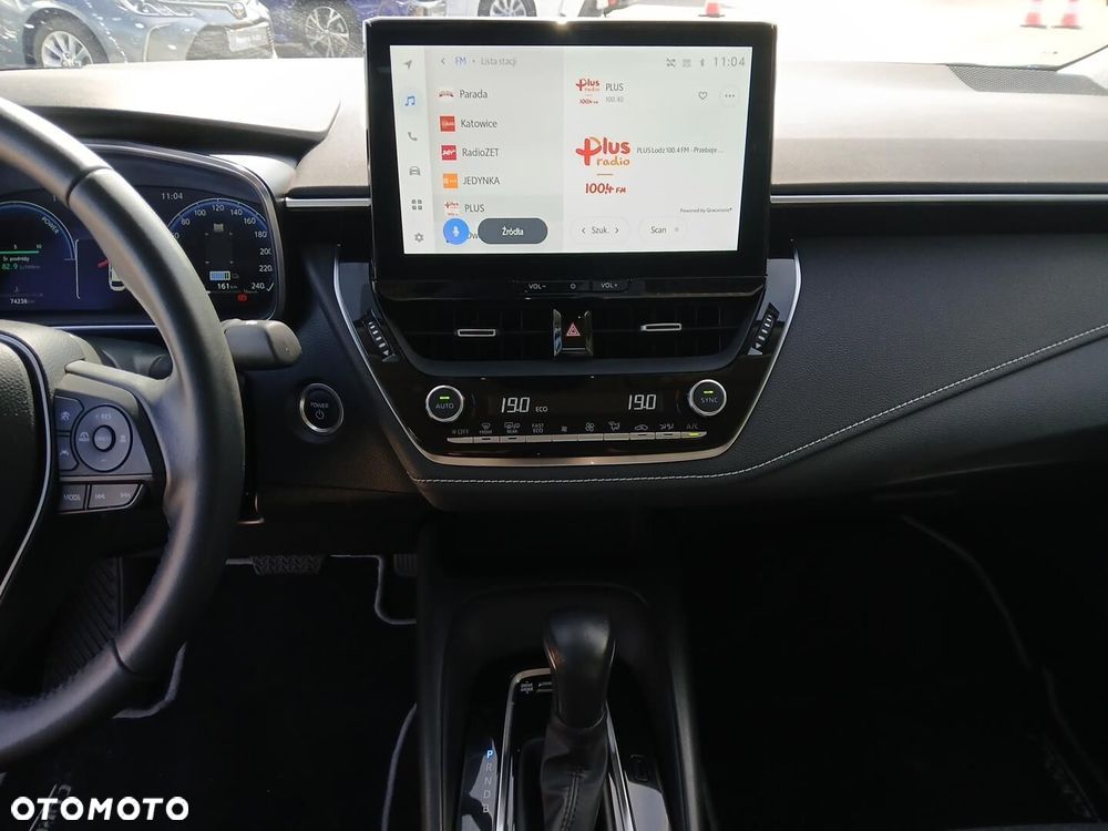 Toyota Corolla 1.8 Hybrid Comfort - 28