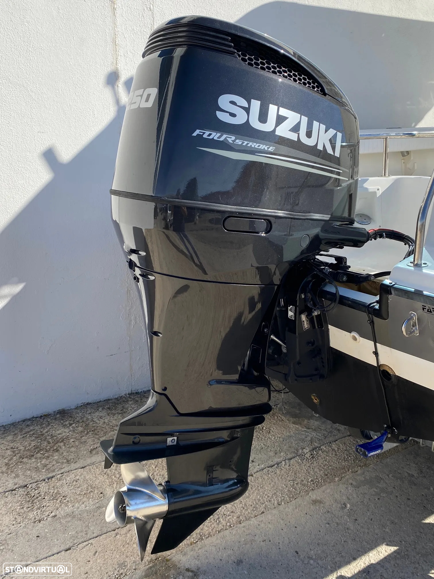 Boston Whaler Outrage 21 - 26