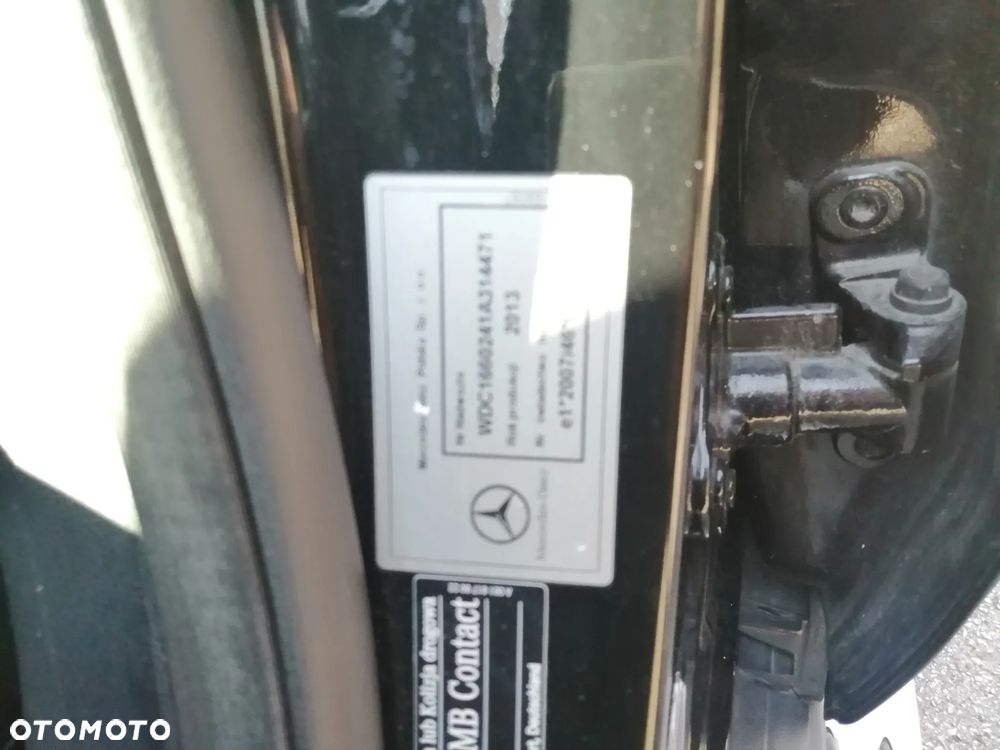 Mercedes-Benz ML - 13