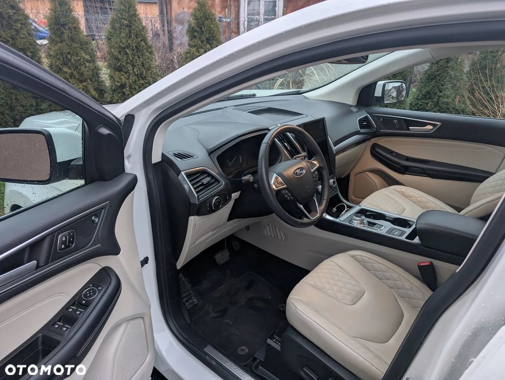 Ford Edge 2.0 EcoBlue Bi-Turbo 4x4 Titanium - 36