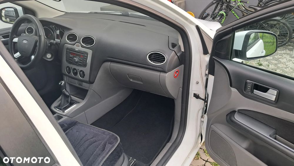 Ford Focus 1.6 TDCi Trend - 13