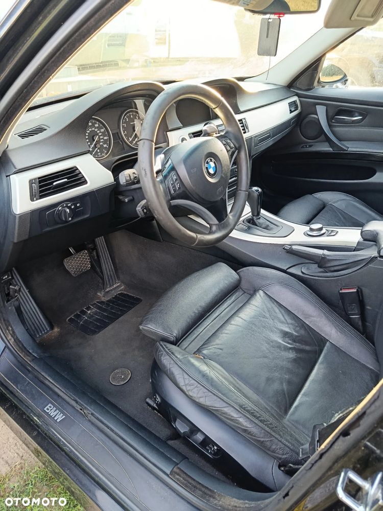 BMW Seria 3 335i - 14