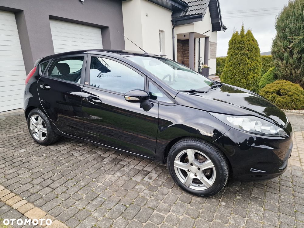 Ford Fiesta - 16