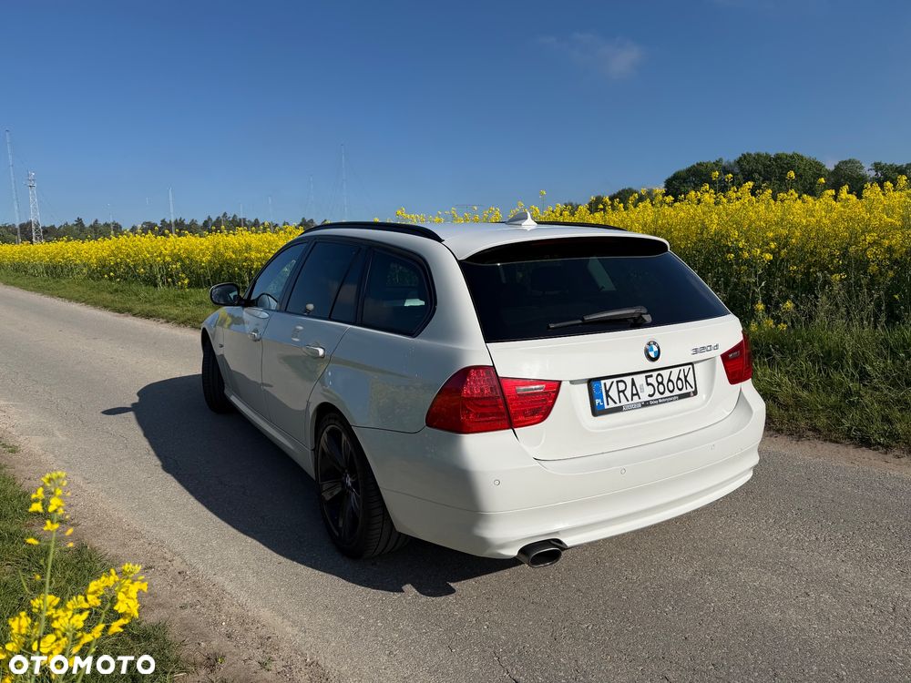 BMW Seria 3 320d - 18