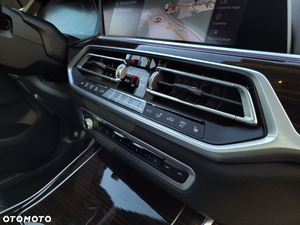 BMW X7 xDrive40d mHEV - 26