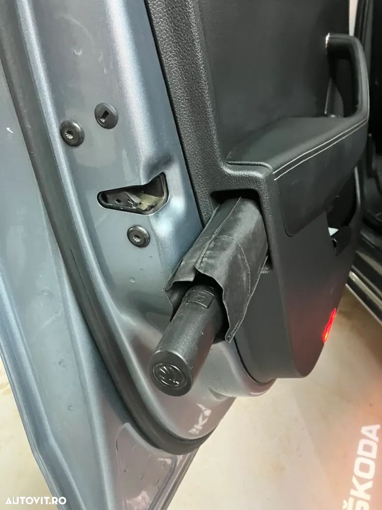 Skoda Superb 2.0 TDI 4X4 DSG Style - 14