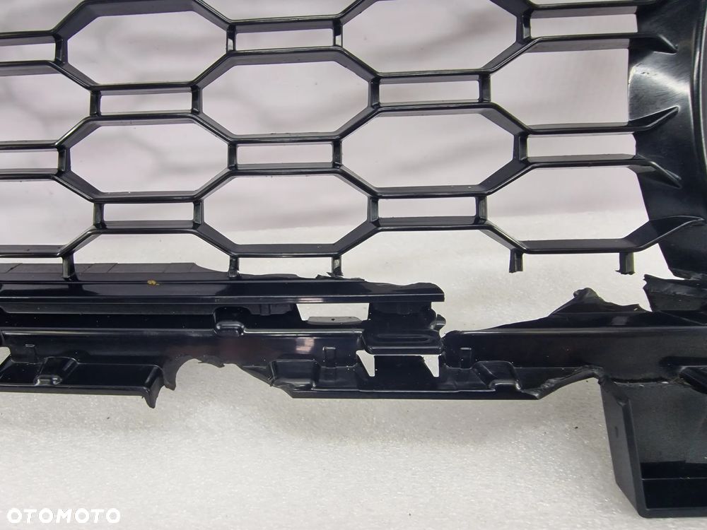 BMW X5 G05 M-PAKIET KRATKA ŚRODKOWA ZDERZAKA PRZEDNIEGO PRZÓD , NR 51118069211 , NR AUKCJI KR126 - 6