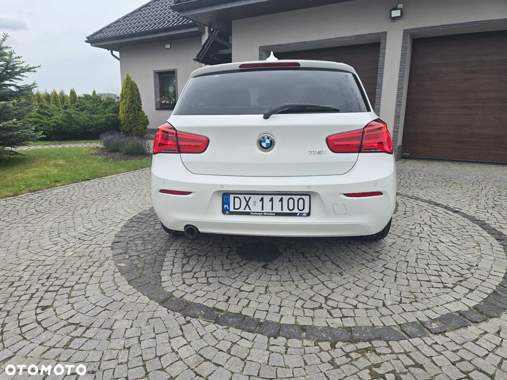 BMW Seria 1 118i - 6