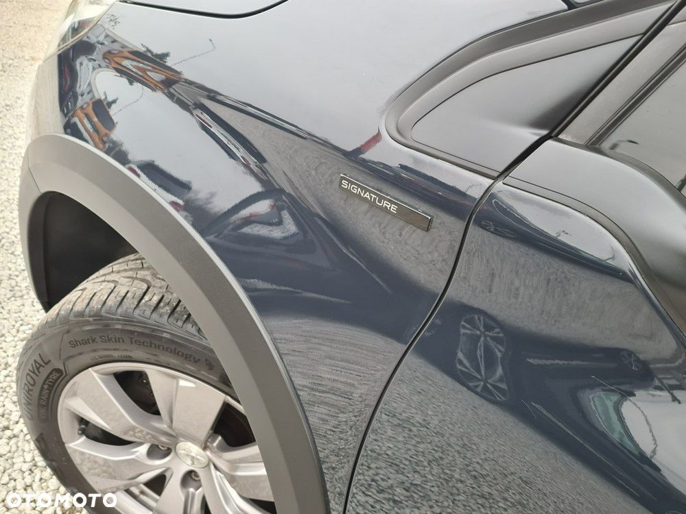 Peugeot 2008 1.2 Pure Tech GPF Signature S&S - 11