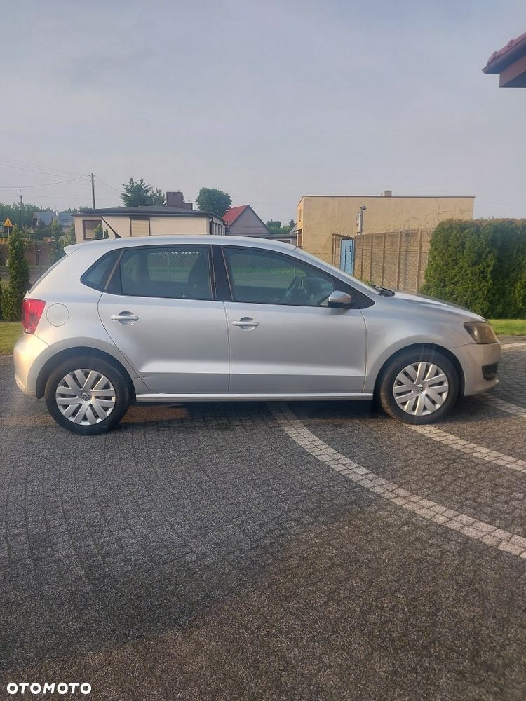 Volkswagen Polo - 2