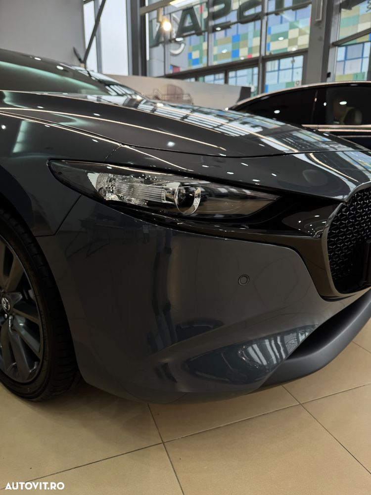 Mazda 3 - 5