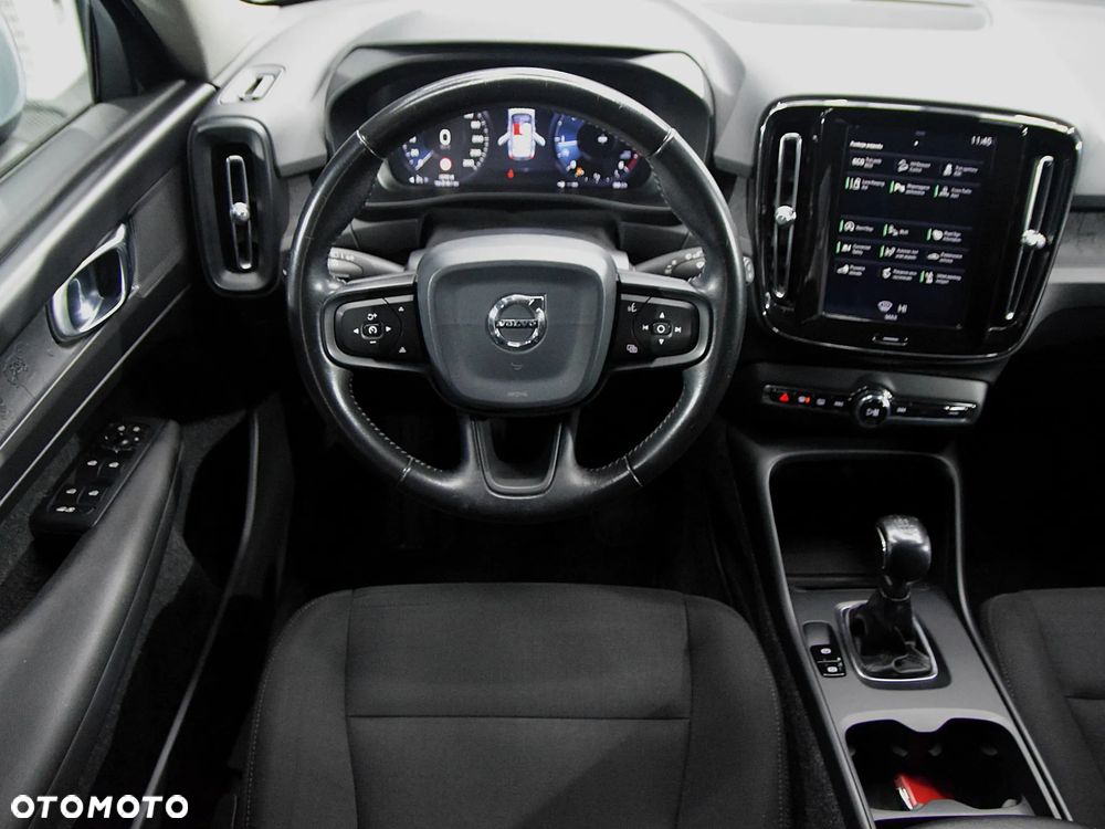Volvo XC 40 - 21
