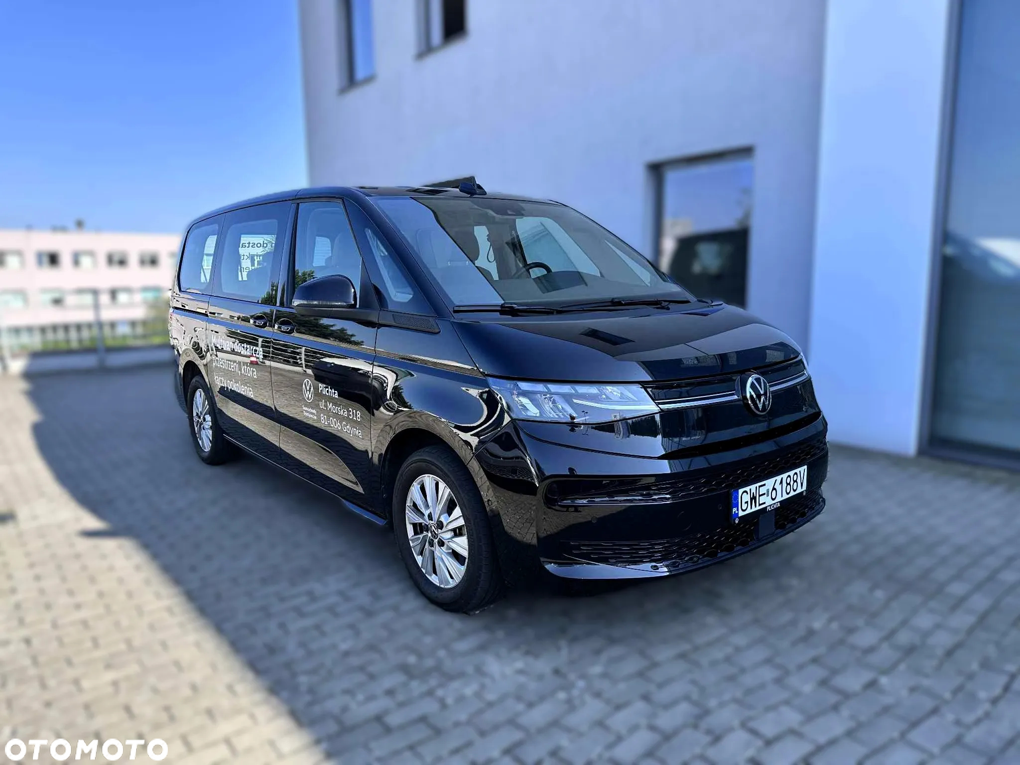 Volkswagen Multivan - 2