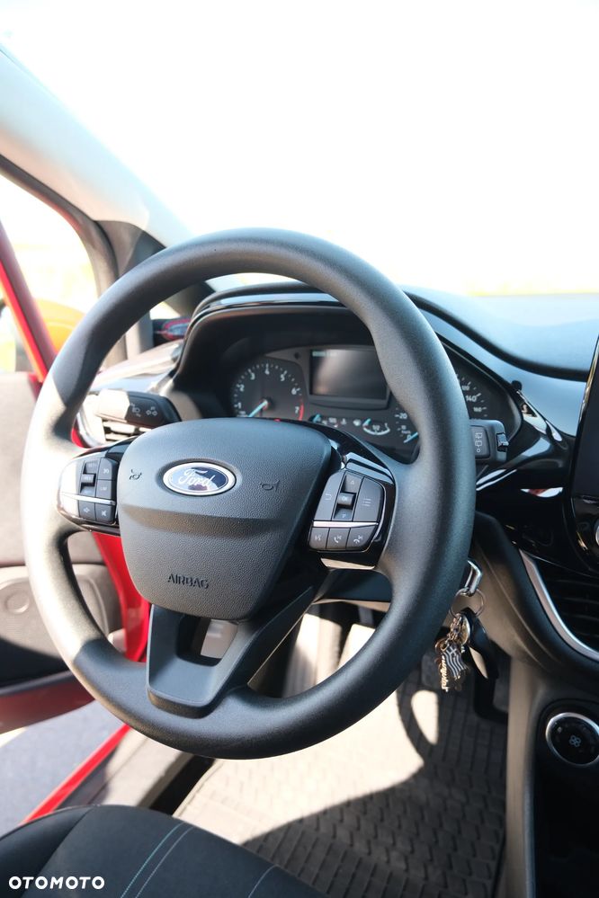 Ford Fiesta 1.1 Trend - 10