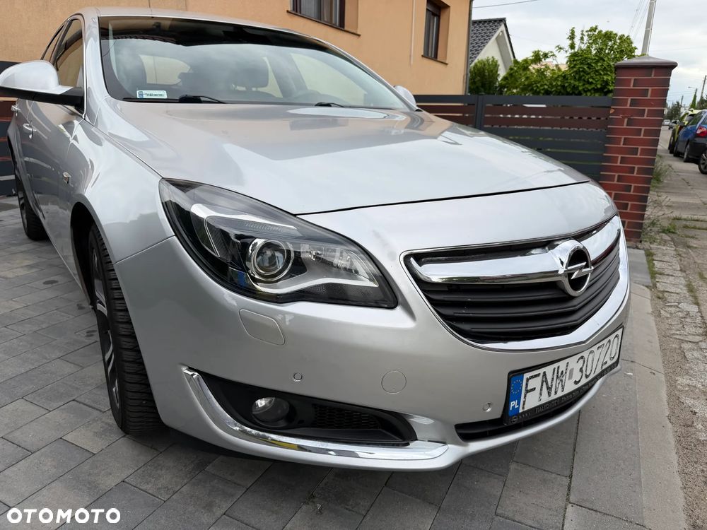 Opel Insignia 1.4 T Cosmo S&S - 4