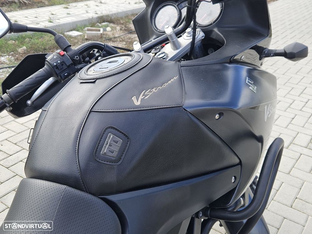 Suzuki DL V-Strom 650 - K7 - 7