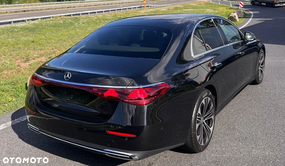 Mercedes-Benz Klasa E 220 d mHEV Avantgarde 9G-Tronic - 2