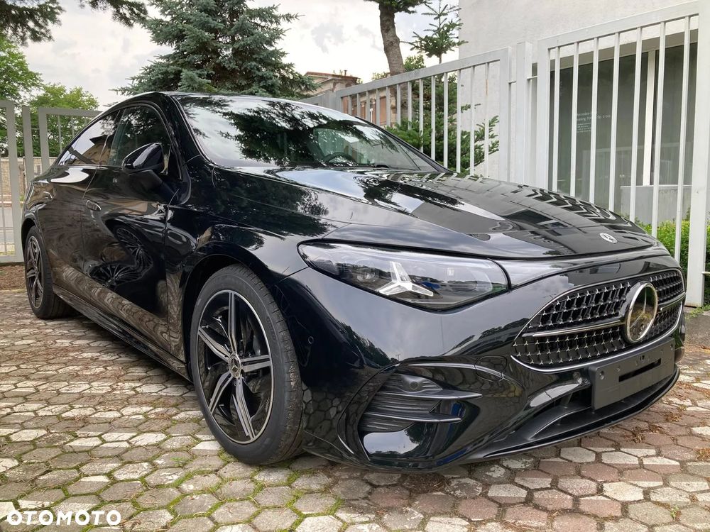 Mercedes-Benz CLA - 25